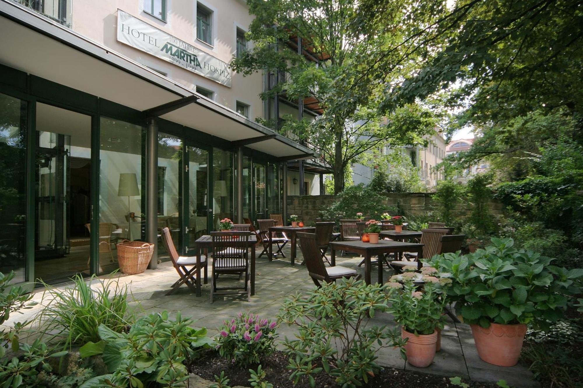 玛莎德累斯顿酒店 餐厅 照片
